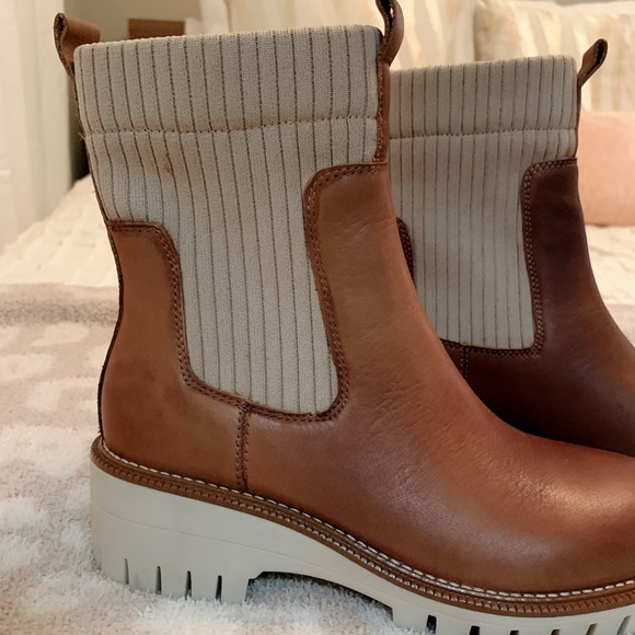 Chestnut boots! NWOT - Picture 4 of 6